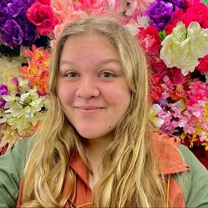 Meet your Posher, Caroline